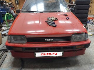1987 Toyota Corolla V (E80), красный, 100000 рублей, вид 2