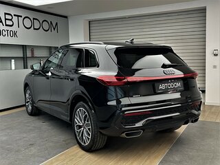 2026 Audi Q5 L III (GU), чёрный, 6550000 рублей, вид 4