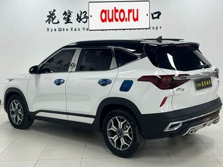 2022 Kia KX3, белый, 1510000 рублей, вид 4