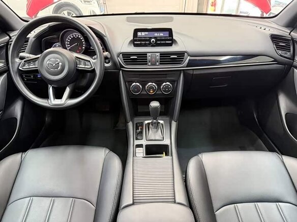 2023 Mazda CX-4 I Рестайлинг, красный, 1740000 рублей - вид 8