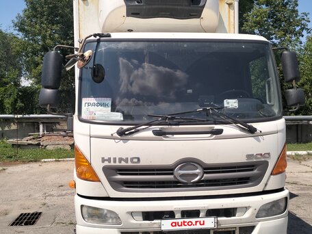2015 Hino Series 500 (Ranger), белый, 4000000 рублей, вид 1