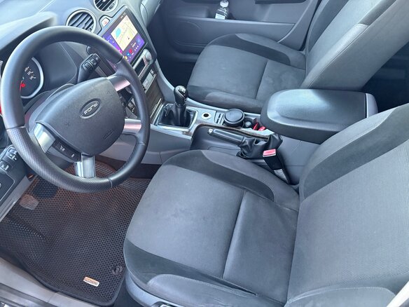 2008 Ford Focus II Рестайлинг, чёрный, 400000 рублей - вид 10