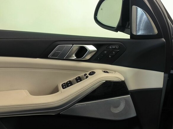 2026 BMW X7 40d I (G07) Рестайлинг, серый, 19250000 рублей - вид 21