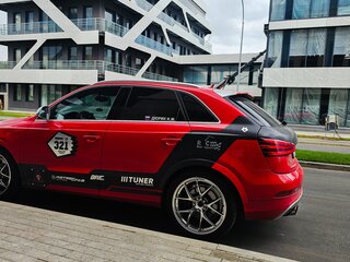 2014 Audi RS Q3 I (8U), красный, 4299999 рублей, вид 4