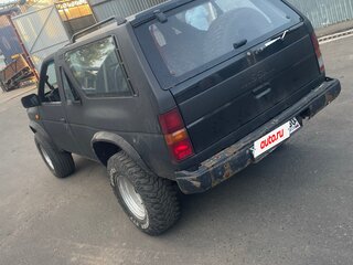 1990 Nissan Terrano I, чёрный, 310000 рублей, вид 3