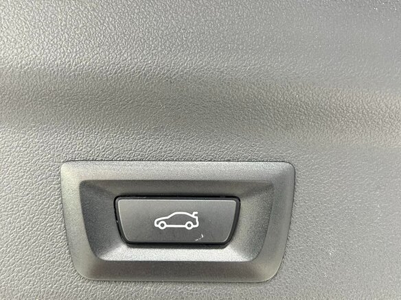 2023 BMW X1 Long 20Li sDrive III (U11/U12), чёрный, 2949095 рублей - вид 12