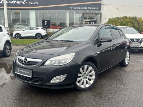 Opel Astra J