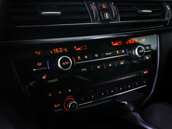 2015 BMW X5 M II (F85), серый, 3278000 рублей - вид 16