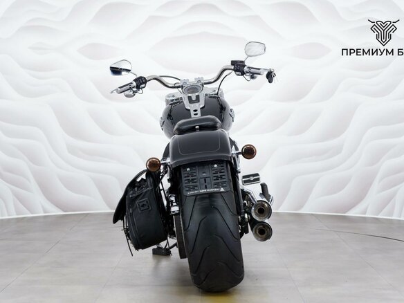 2018 Harley-Davidson Fat Boy, чёрный, 1899000 рублей - вид 6