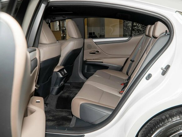 2026 Lexus ES 200 VII Рестайлинг 2, чёрный, 5690000 рублей - вид 15