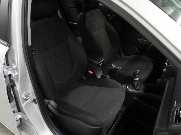 2013 Kia Rio 5-speed III, серебристый, 829000 рублей - вид 16