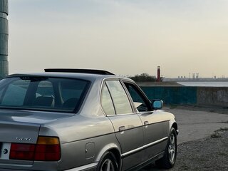 1989 BMW 5 серии 520i III (E34), серебристый, 339000 рублей, вид 3