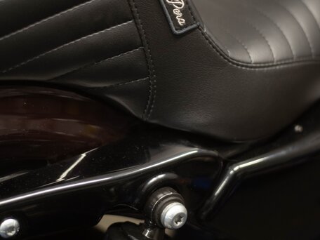 2019 Harley-Davidson Sportster 1200, красный, 1000000 рублей, вид 2