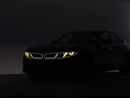 2026 BMW 3 серии M350 xDrive VIII (G5x), красный, 14000000 рублей, вид 2