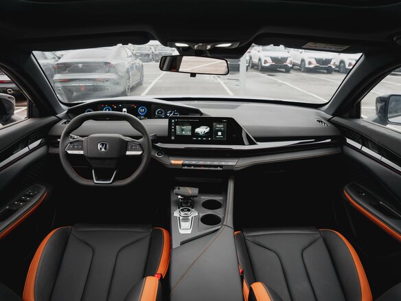 2024 Changan UNI-V I, серый, 3544101 рублей - вид 7