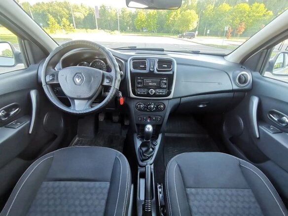 2016 Renault Logan II, белый - вид 14