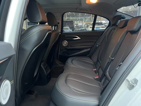 2022 BMW 1 серии 120i III (F52) Рестайлинг, белый, 1615000 рублей - вид 13