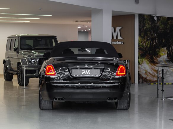 2021 Rolls-Royce Dawn Black Badge, чёрный, 45000000 рублей - вид 10