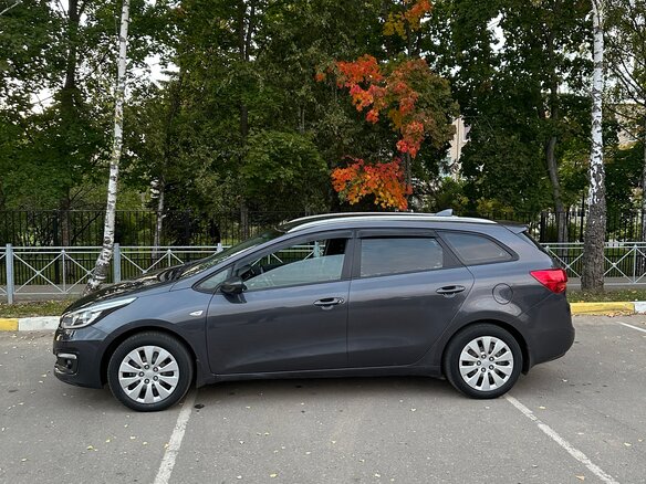 2017 Kia Ceed II Рестайлинг, серый, 1295000 рублей - вид 10