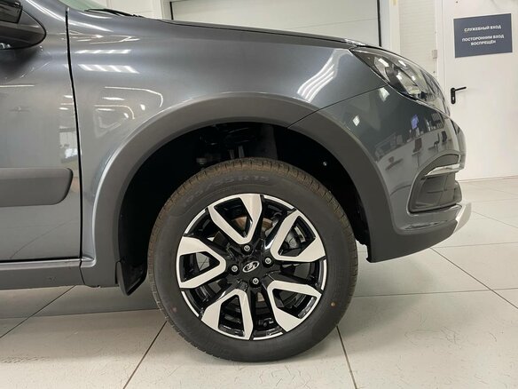 2026 Lada (ВАЗ) Granta Cross I Рестайлинг, серый, 1216000 рублей - вид 9