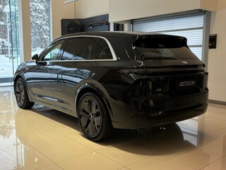 2026 Li Auto (Lixiang) L7 52.3 kWh I Рестайлинг, чёрный, 10590000 рублей, вид 4