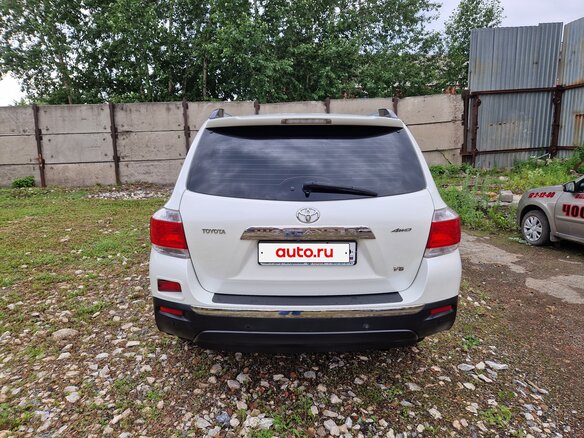 2012 Toyota Highlander II (XU40) Рестайлинг, белый, 2500000 рублей - вид 2