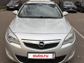 2011 Opel Astra J, серебристый, 620000 рублей, вид 3