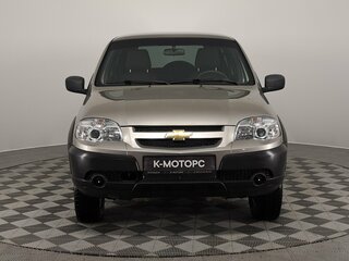 2018 Chevrolet Niva I Рестайлинг, серый, 790000 рублей, вид 3