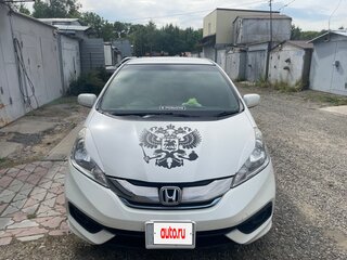 2014 Honda Fit Shuttle I Рестайлинг, белый, 850000 рублей, вид 2