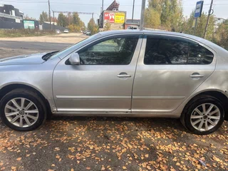 2008 Skoda Octavia II (A5) Рестайлинг, серебристый, 495000 рублей, вид 3