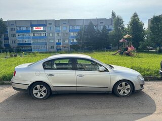 2009 Volkswagen Passat B6, серебристый, 700000 рублей, вид 3