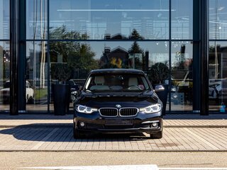 2016 BMW 3 серии 320d xDrive VI (F3x) Рестайлинг, чёрный, 1795000 рублей, вид 2