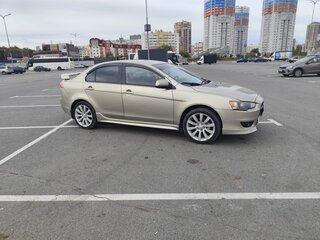 2008 Mitsubishi Lancer X, бежевый, 595000 рублей, вид 4