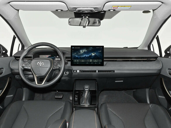 2026 Toyota Corolla XII (E210), белый, 3250000 рублей - вид 16