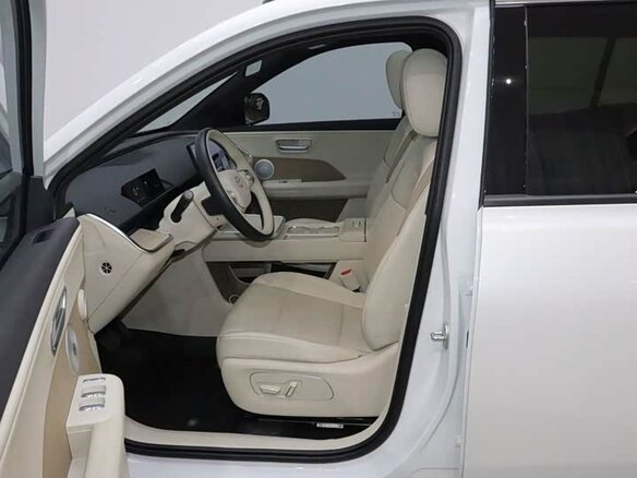 2026 Toyota bZ3X 50 kWh, белый, 2095111 рублей - вид 15