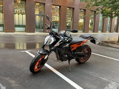 2023 KTM 890 Duke GP, чёрный, 599999 рублей, вид 4