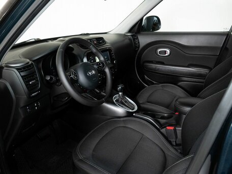 2017 Kia Soul II Рестайлинг, голубой, 1525000 рублей, вид 5