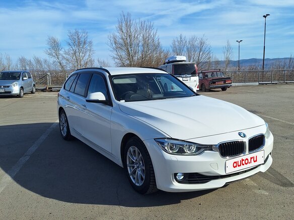 2017 BMW 3 серии 318i VI (F3x) Рестайлинг, белый, 1600000 рублей - вид 1