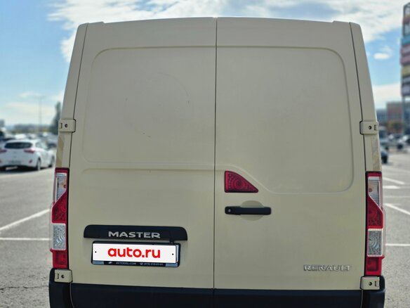 2015 Renault Master, бежевый, 1600000 рублей - вид 7