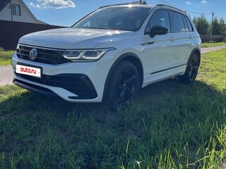 2021 Volkswagen Tiguan II Рестайлинг, белый, 3500000 рублей, вид 1