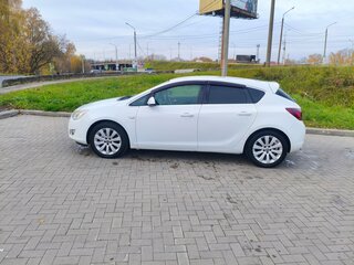 2011 Opel Astra J, белый, 500000 рублей, вид 3