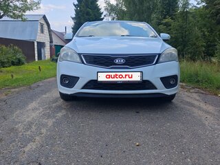 2011 Kia Ceed I Рестайлинг, белый, 610000 рублей, вид 2