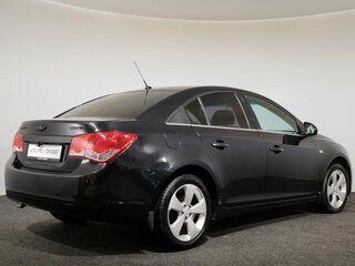 2011 Chevrolet Cruze I, чёрный, 570000 рублей, вид 5