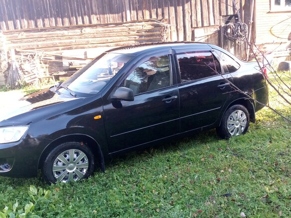 2012 Lada (ВАЗ) Granta I, чёрный, 300000 рублей - вид 3