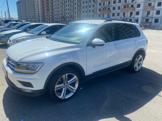 2019 Volkswagen Tiguan II, белый, 1750000 рублей, вид 1