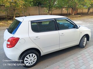 2013 Skoda Fabia II Рестайлинг, белый, 670000 рублей, вид 3