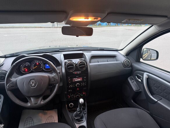 2017 Renault Duster I Рестайлинг, зелёный, 970000 рублей - вид 13