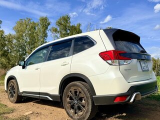 2021 Subaru Forester V Рестайлинг, белый, 3099999 рублей, вид 4