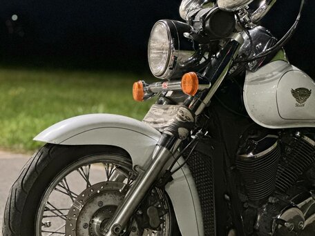 2002 Honda Shadow 400, белый, 299900 рублей, вид 3