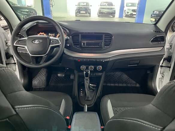2024 Lada (ВАЗ) Vesta SW I Рестайлинг (NG), белый, 1299000 рублей - вид 16